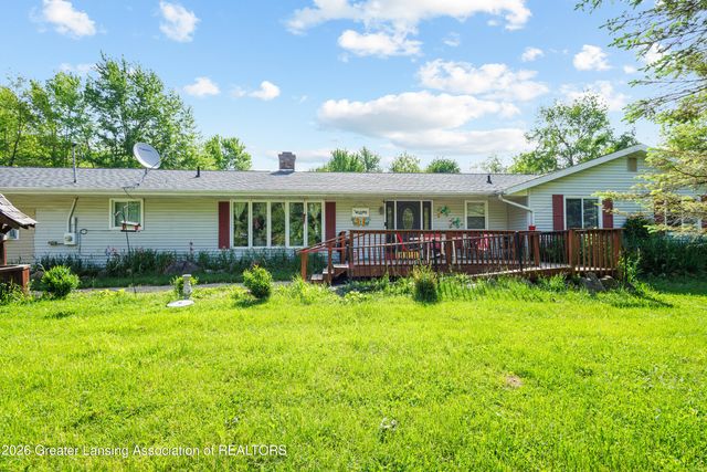 10216 N Royston Road, Grand Ledge, MI 48837