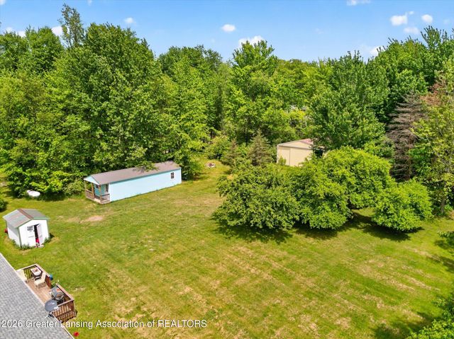 10216 N Royston Road, Grand Ledge, MI 48837