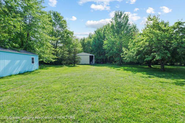 10216 N Royston Road, Grand Ledge, MI 48837