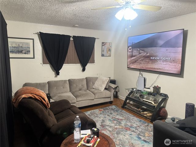 4503 E E Street, Tacoma, WA 98404