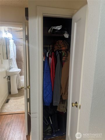 4503 E E Street, Tacoma, WA 98404