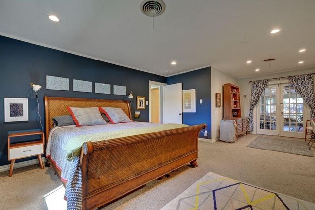 1708 Windoak DR, Austin, TX 78741
