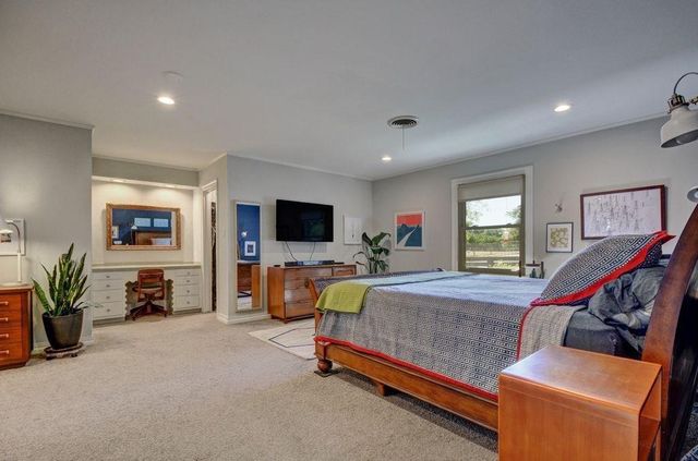 1708 Windoak DR, Austin, TX 78741