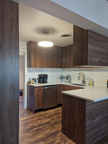 1708 Windoak DR, Austin, TX 78741