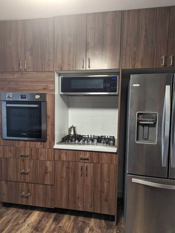 1708 Windoak DR, Austin, TX 78741
