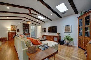 1708 Windoak DR, Austin, TX 78741