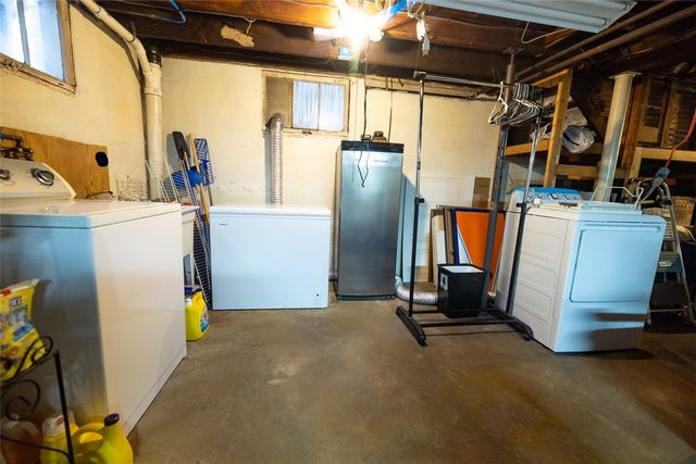 28 Sylvan Avenue, Cranston, RI 02905