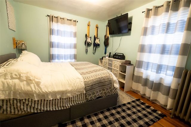 28 Sylvan Avenue, Cranston, RI 02905