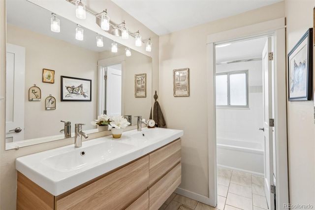 7922 Meadow Lake Road, Niwot, CO 80503