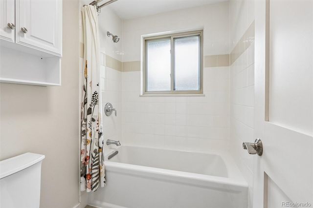 7922 Meadow Lake Road, Niwot, CO 80503