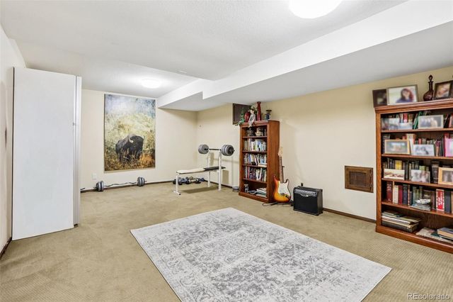 7922 Meadow Lake Road, Niwot, CO 80503