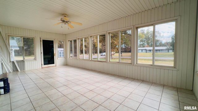 5381 CENTER Street, Mulkeytown, IL 62865