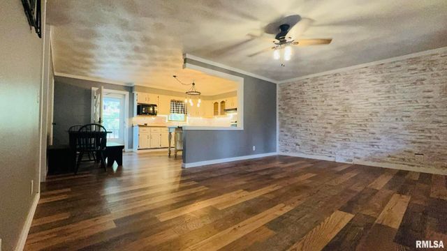 5381 CENTER Street, Mulkeytown, IL 62865