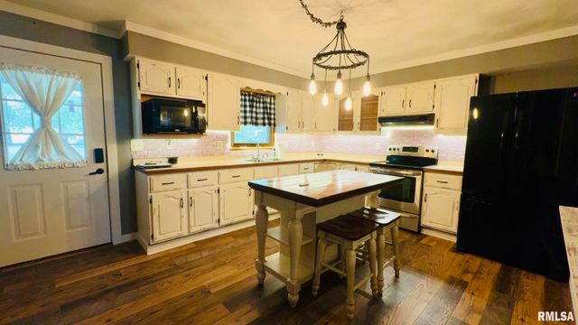 5381 CENTER Street, Mulkeytown, IL 62865