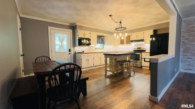 5381 CENTER Street, Mulkeytown, IL 62865