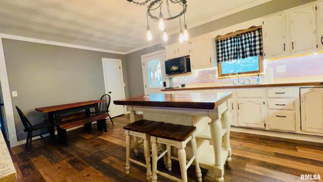 5381 CENTER Street, Mulkeytown, IL 62865