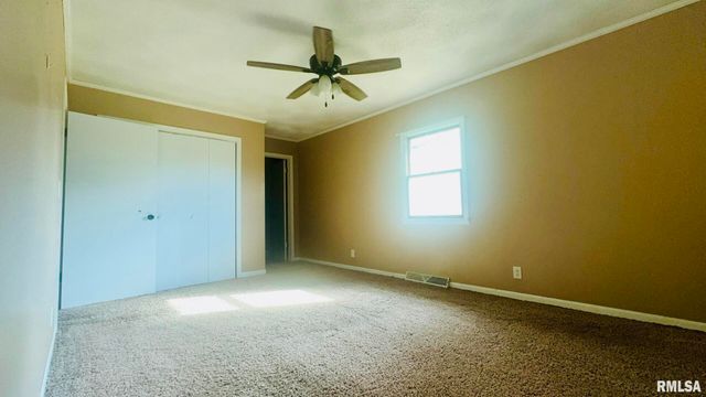 5381 CENTER Street, Mulkeytown, IL 62865