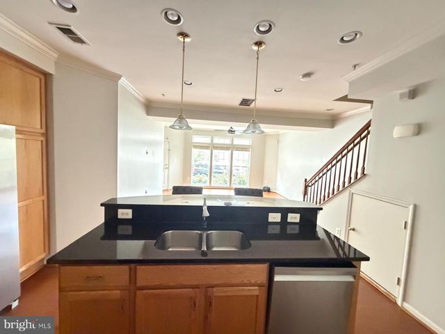 7248 ELKRIDGE CROSSING WAY, Elkridge, MD 21075