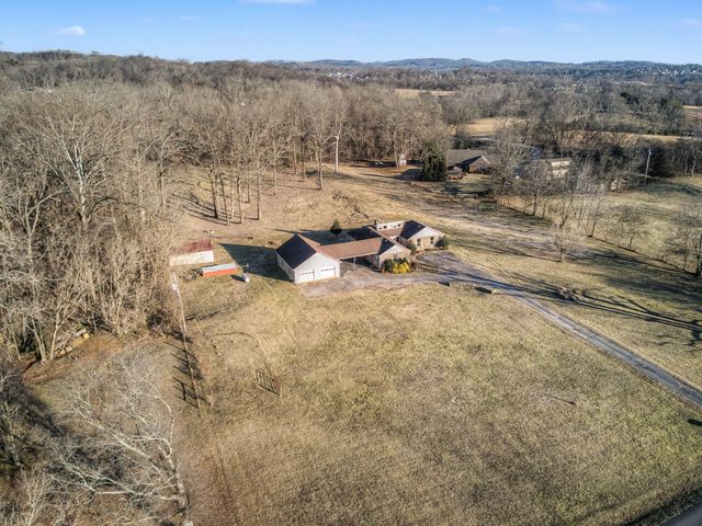 634 Still Pond Road, Columbia, TN 38401