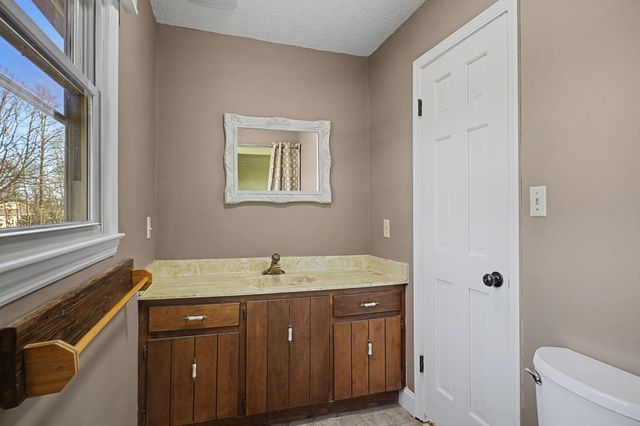 634 Still Pond Road, Columbia, TN 38401