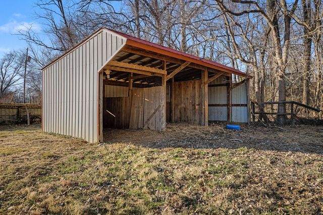 634 Still Pond Road, Columbia, TN 38401