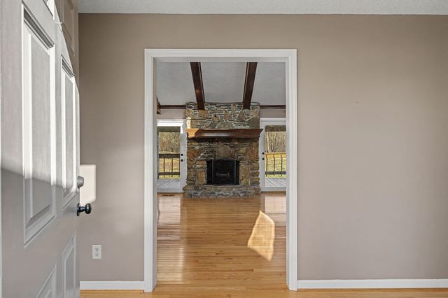 634 Still Pond Road, Columbia, TN 38401