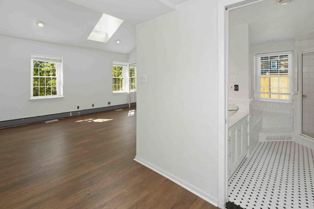 1268 RYDAL RD, Jenkintown, PA 19046