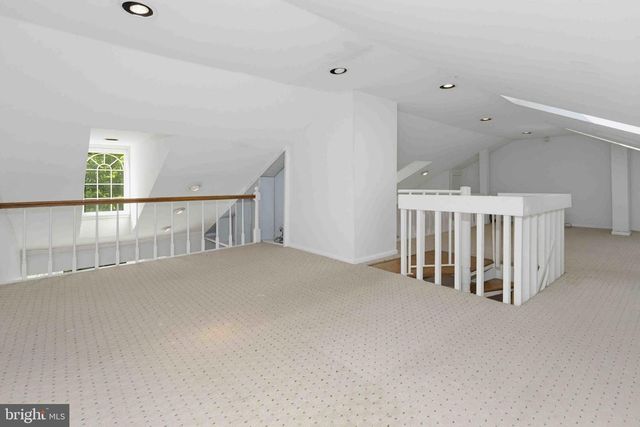1268 RYDAL RD, Jenkintown, PA 19046