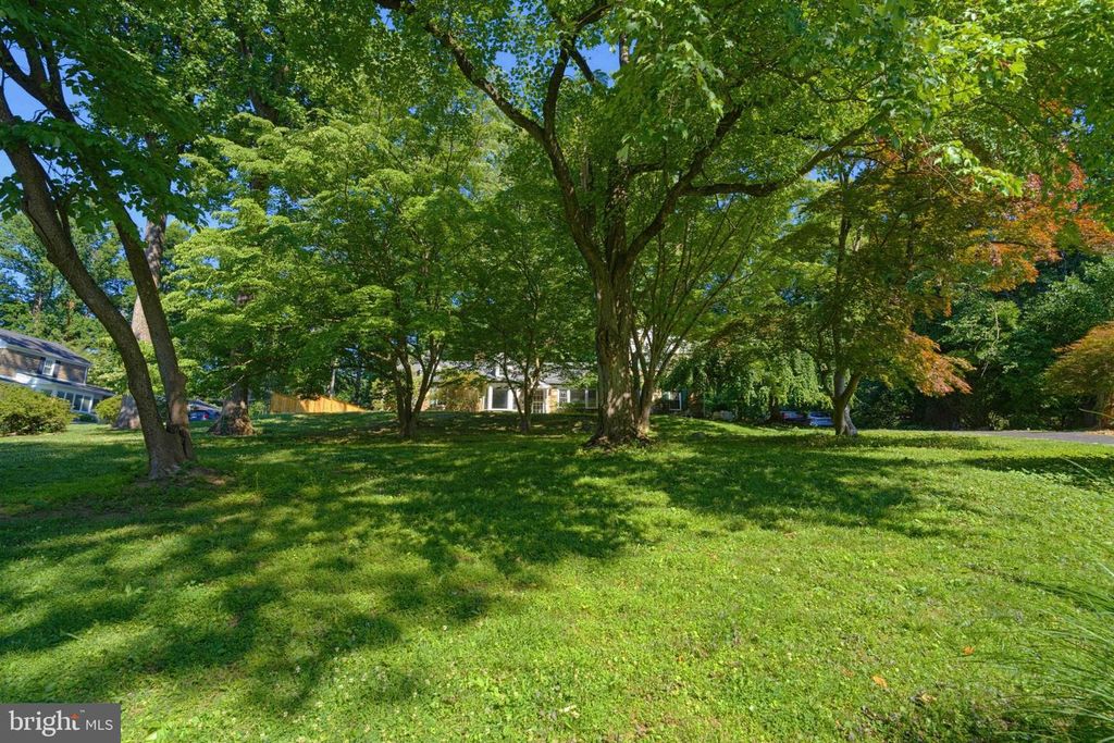 1268 RYDAL RD, Jenkintown, PA 19046