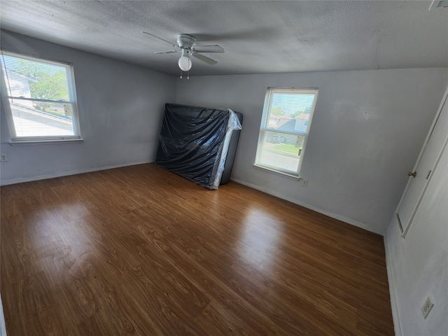 2931 W 11th Street, Irving, TX 75060