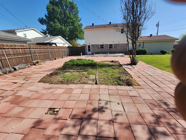 2931 W 11th Street, Irving, TX 75060