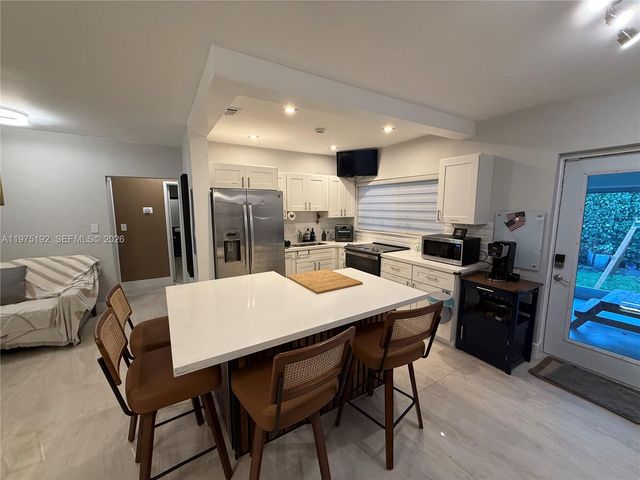 4850 SW 4th St 0, Miami, FL 33134