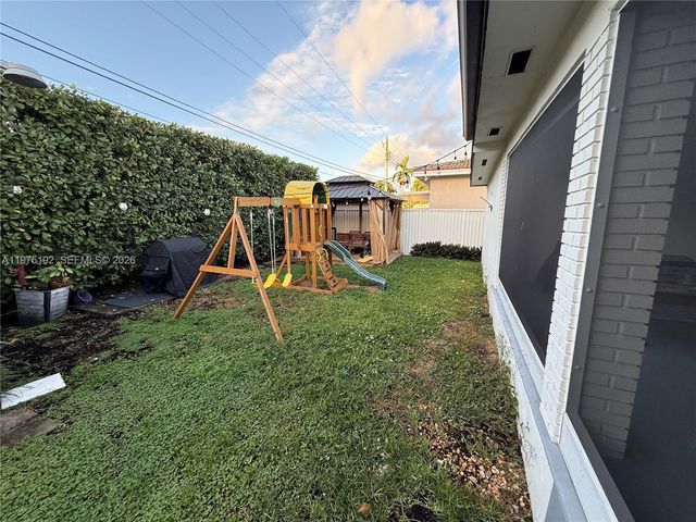 4850 SW 4th St 0, Miami, FL 33134