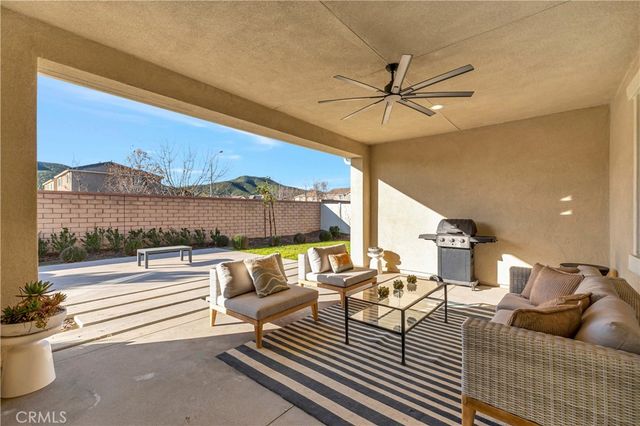 24513 Stargazer Way, Menifee, CA 92584