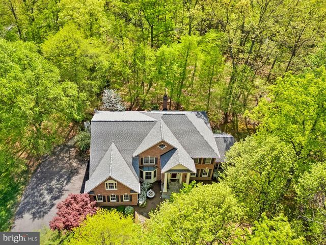 22167 WOODWINDS DR, Leesburg, VA 20175