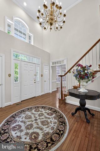 22167 WOODWINDS DR, Leesburg, VA 20175