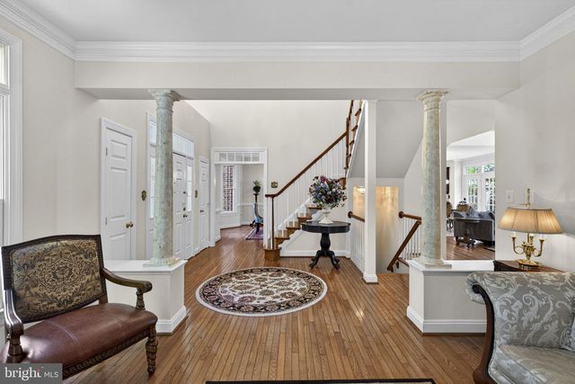 22167 WOODWINDS DR, Leesburg, VA 20175