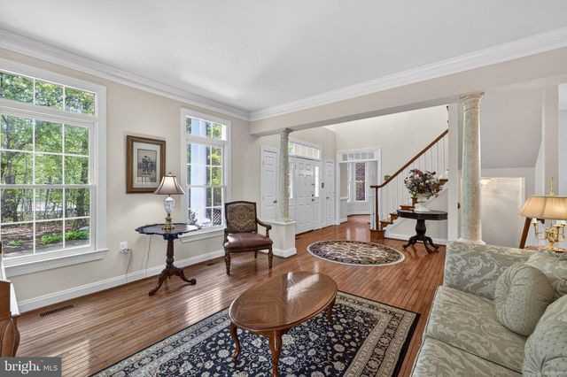 22167 WOODWINDS DR, Leesburg, VA 20175
