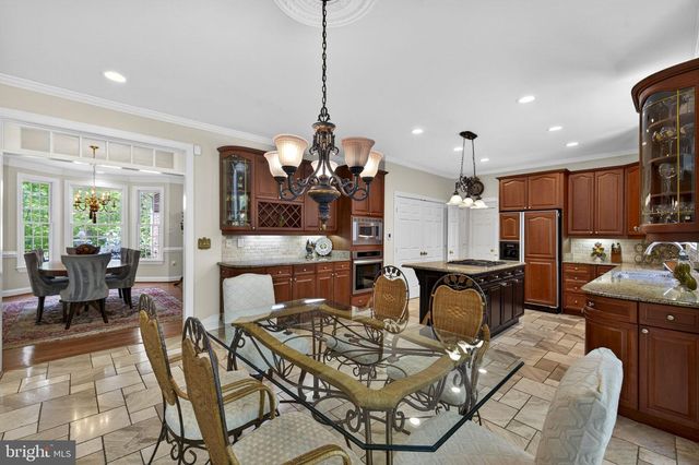 22167 WOODWINDS DR, Leesburg, VA 20175