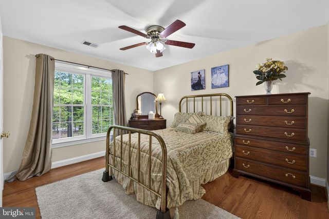 22167 WOODWINDS DR, Leesburg, VA 20175
