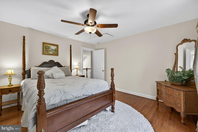 22167 WOODWINDS DR, Leesburg, VA 20175