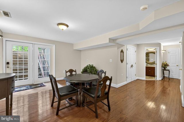 22167 WOODWINDS DR, Leesburg, VA 20175
