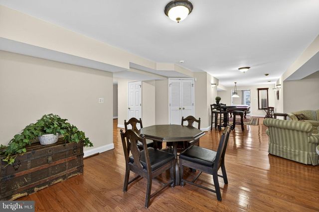 22167 WOODWINDS DR, Leesburg, VA 20175