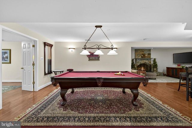 22167 WOODWINDS DR, Leesburg, VA 20175