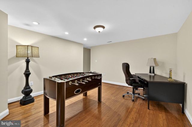 22167 WOODWINDS DR, Leesburg, VA 20175