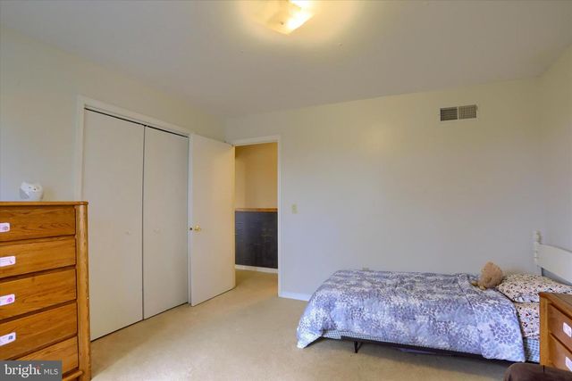 1804 BLACKLATCH LN, Middletown, PA 17057