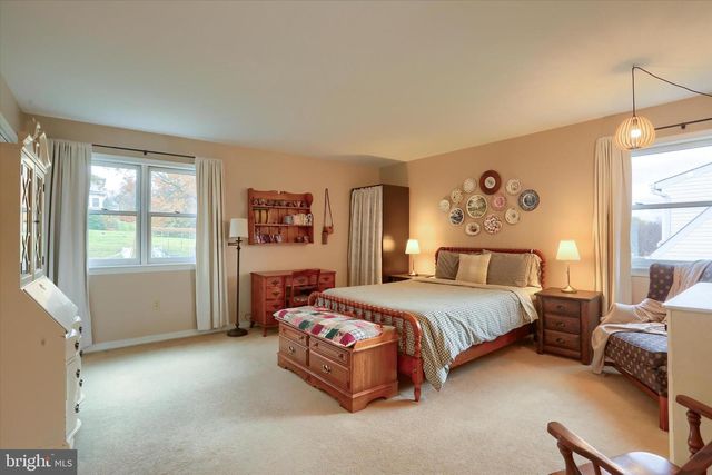 1804 BLACKLATCH LN, Middletown, PA 17057