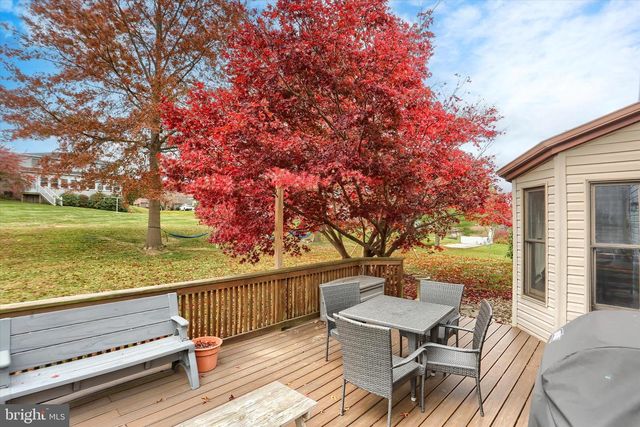 1804 BLACKLATCH LN, Middletown, PA 17057