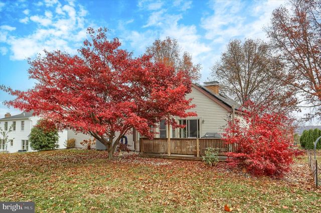 1804 BLACKLATCH LN, Middletown, PA 17057