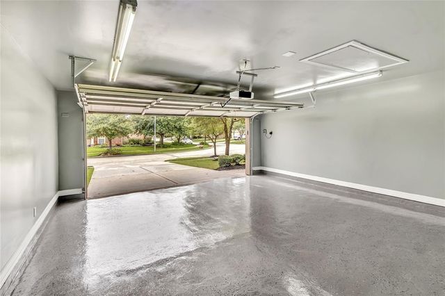 15814 Finwood Lane, Houston, TX 77044